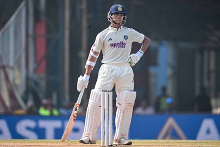 गुवाहाटी टेस्ट में संकट! शुरुआती झटकों के बाद टीम इंडिया को जीत के लिए 522 रन चाहिए