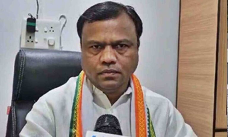 दीपक बैज की चेतावनी: 400 यूनिट हाफ बिजली बिल लागू नहीं हुआ तो होगा CM हाउस का घेराव