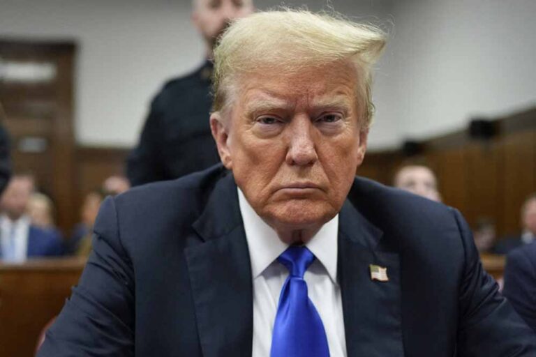 डोनाल्ड ट्रंप का गुस्सा! अमेरिका ने किया जी-20 से बायकॉट, जानें वजह डोनाल्ड ट्रंप का गुस्सा! अमेरिका ने किया जी-20 से बायकॉट, जानें वजह