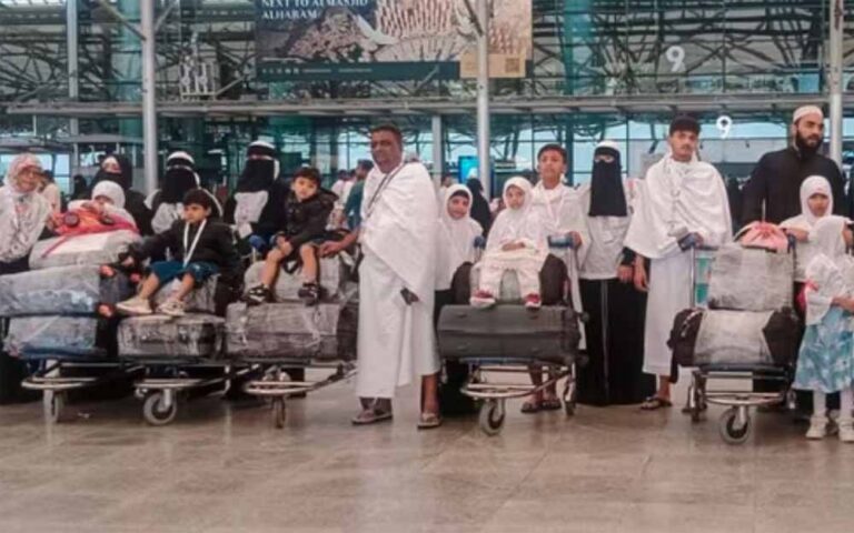 18 लोगों को खोने का दर्द: सैयद राशिद बोले—सब लोग साथ नहीं जाते तो कुछ बच जाते 18 लोगों को खोने का दर्द: सैयद राशिद बोले—सब लोग साथ नहीं जाते तो कुछ बच जाते