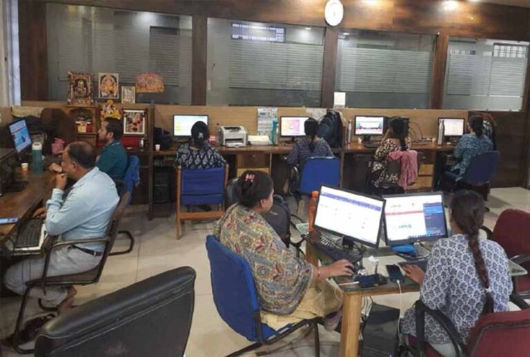 कर्मचारियों की छुट्टियों में बड़ा फेरबदल: नए नियम 1 जनवरी से लागू