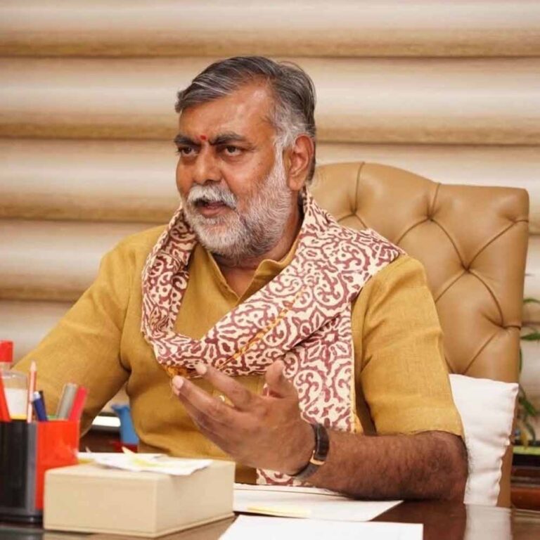 उप मुख्यमंत्री शुक्ल ने कहा- पंचायत प्रतिनिधियों की सक्रिय भागीदारी से ही विकास मिशन सफल होते हैं