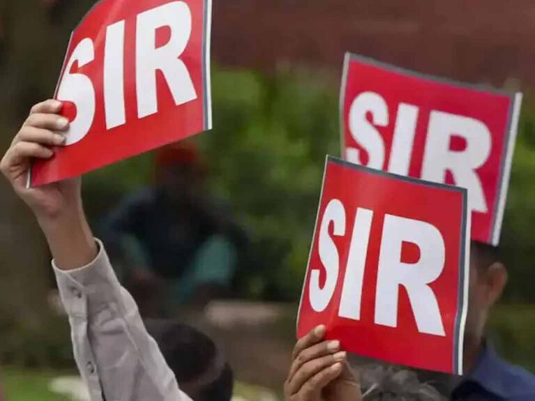 लोकतंत्र सशक्तिकरण में जुटा पूरा मैदानी अमला लोकतंत्र सशक्तिकरण में जुटा पूरा मैदानी अमला