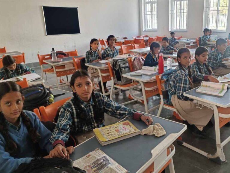 प्रारंभिक कक्षाओं का अर्धवार्षिक मूल्यांकन अब 8 दिसंबर से प्रारंभिक कक्षाओं का अर्धवार्षिक मूल्यांकन अब 8 दिसंबर से