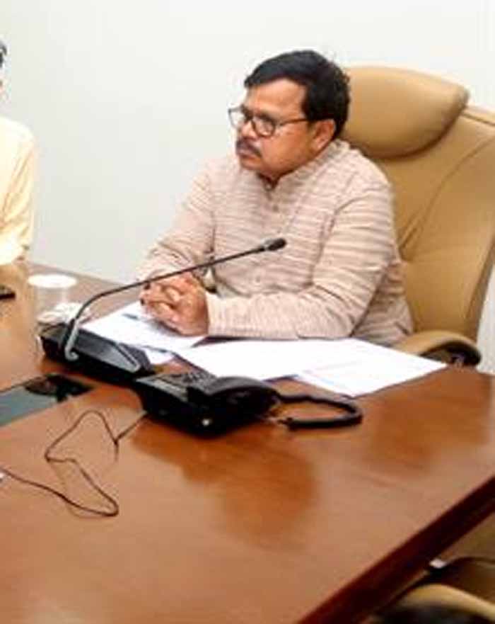 दतिया जिले के किसानों को मिलेगी अब और अधिक गुणवत्तापूर्ण बिजली :ऊर्जा मंत्री तोमर दतिया जिले के किसानों को मिलेगी अब और अधिक गुणवत्तापूर्ण बिजली :ऊर्जा मंत्री तोमर