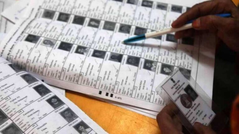 मध्य प्रदेश का डिजिटल सफर: SIR में 57% डिजिटाइजेशन, देश में टॉप राज्यों में स्थान मध्य प्रदेश का डिजिटल सफर: SIR में 57% डिजिटाइजेशन, देश में टॉप राज्यों में स्थान