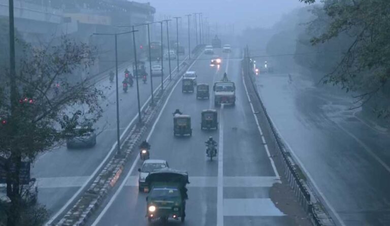 MP में बदलती मौसम की तस्वीर: दिन में पारा गिरा, रात में ठंड बढ़ी, चक्रवात का असर जारी