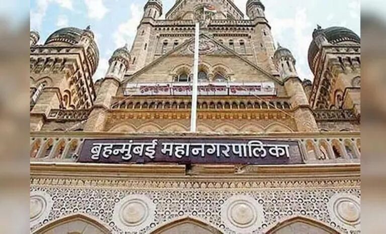 BMC Chunav: कांग्रेस हुई अलग-थलग, ठाकरे बंधु और शरद पवार ने किया किनारा BMC Chunav: कांग्रेस हुई अलग-थलग, ठाकरे बंधु और शरद पवार ने किया किनारा