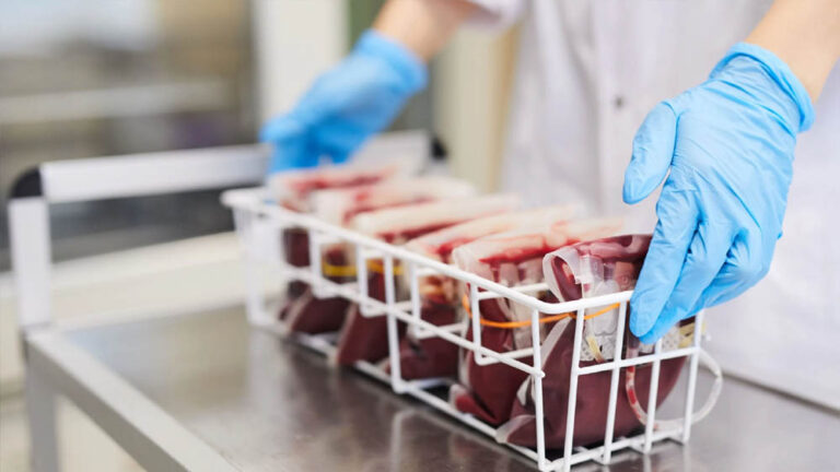 HIV संक्रमित बच्चों के मामले में सतना में कार्रवाई, ब्लड बैंक स्टाफ सहित 3 सस्पेंड HIV संक्रमित बच्चों के मामले में सतना में कार्रवाई, ब्लड बैंक स्टाफ सहित 3 सस्पेंड