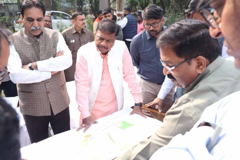 नंदनवन-नंदन पक्षी विहार पहुंचे वन मंत्री, संरक्षण कार्यों की समीक्षा की