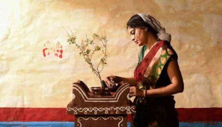 2026 में धन-समृद्धि का योग: साल के पहले दिन महिलाओं के लिए खास काम, बरसेगी लक्ष्मी कृपा