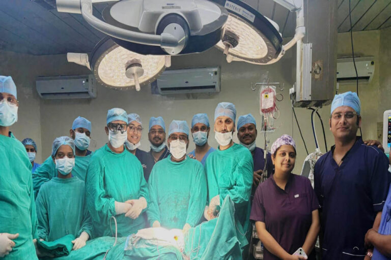 रायपुर: छाती के दुर्लभ कैंसर का सफल ऑपरेशन, अम्बेडकर अस्पताल में बची 29 वर्षीय मरीज की जान