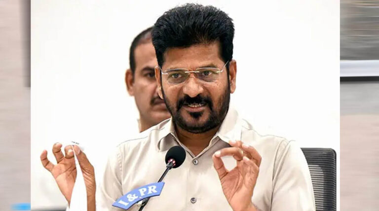 सीएम का एलान: हैदराबाद में प्लास्टिक इस्तेमाल पर रोक, ORR क्षेत्र का विकास होगा योजनाबद्ध