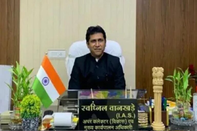 MP के दतिया में कलेक्टर ने लगाया प्रतिबंध, प्रतिमाओं के सामने पोस्टर और विज्ञापन लगाने पर सख्त एक्शन होगा