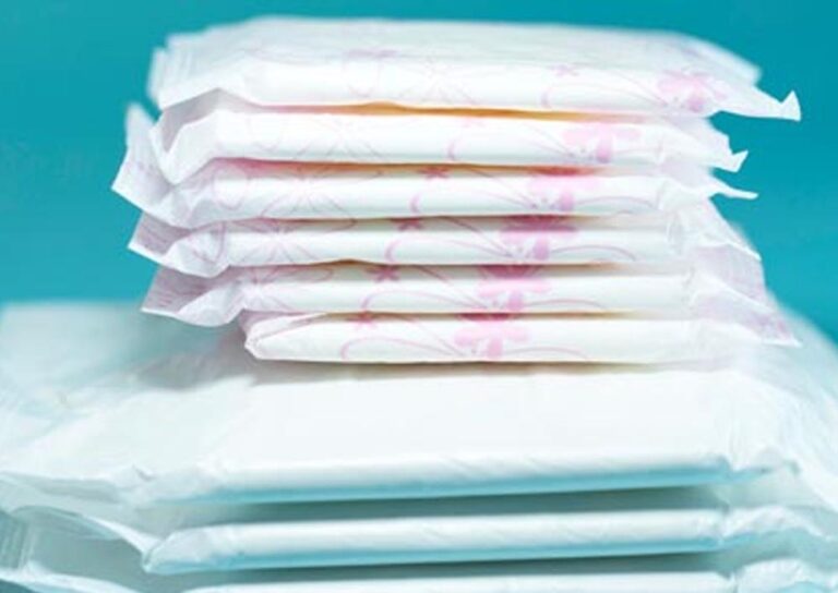 केले के रेशे से बना पैड, गांव की महिलाओं का नया इनोवेशन, दो साल तक खराब नहीं होगा