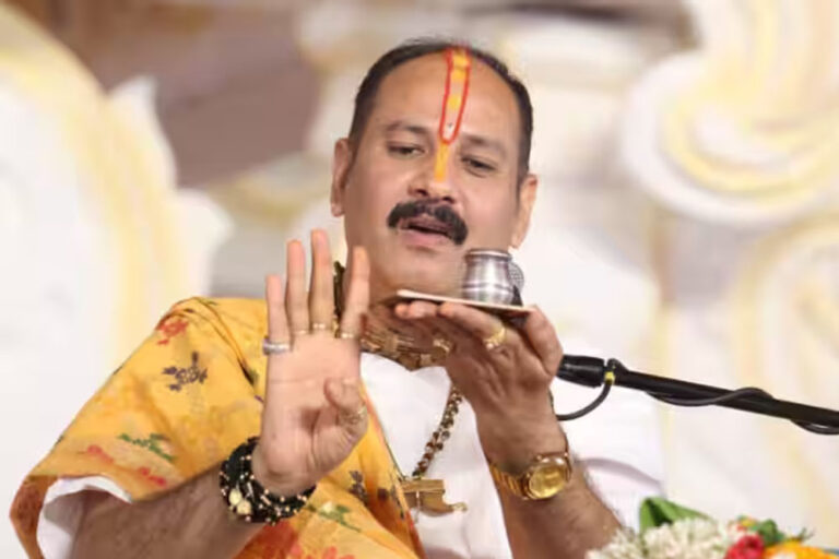 कुबरेश्वर धाम के पास डर्टी वीडियो मामले में प्रदीप मिश्रा का बयान, ‘धाम आएं, होटल में न रुकें कुबरेश्वर धाम के पास डर्टी वीडियो मामले में प्रदीप मिश्रा का बयान, ‘धाम आएं, होटल में न रुकें