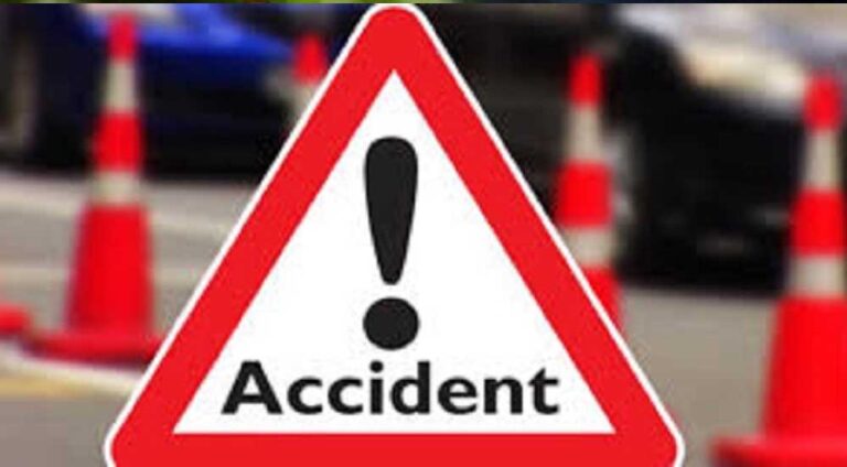 उन्नाव में सड़क हादसा, ट्रक-ऑटो में भिड़ंत से 4 लोगों की मौत, 4 घायल