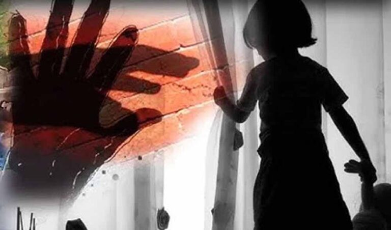 गुजरात के राजकोट में एक बेहद खौफनाक और हैरान करने वाला मामला आया सामने, 6 साल की बच्ची से हुई दरिंदगी