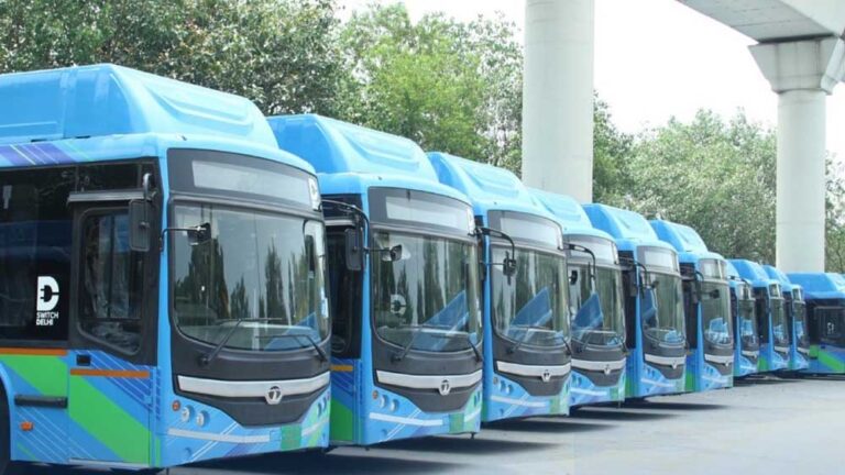 परिवहन मंत्री का बड़ा ऐलान: इलेक्ट्रिक बसों का विस्तार, देश के सभी जिलों में पहुंचेंगी बसें