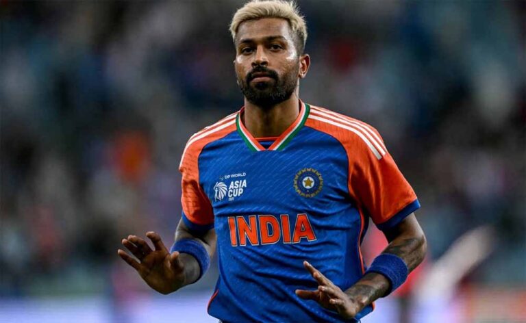 टी20 टीम हार्दिक पांड्या पर ही निर्भर, उनके जैसा ऑलराउंडर मौजूद नहीं: बांगड़ का बड़ा बयान