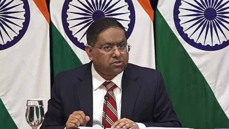 अल्पसंख्यकों के खिलाफ हिंसा पर भारत ने जताई गहरी चिंता, बांग्लादेश से उठे सवाल