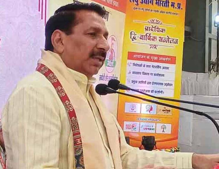 कृषि मंत्री कंषाना ने कहा- प्रदेश में दिया जा रहा है प्राकृतिक खेती को बढ़ावा कृषि मंत्री कंषाना ने कहा- प्रदेश में दिया जा रहा है प्राकृतिक खेती को बढ़ावा