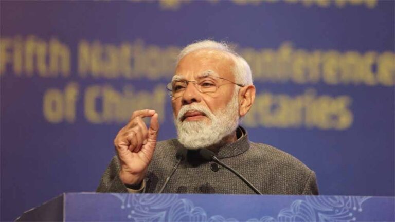 अंधेरे में उम्मीद का दीया: पीएम मोदी के इस यादगार कथन ने देश को दिया नया संदेश