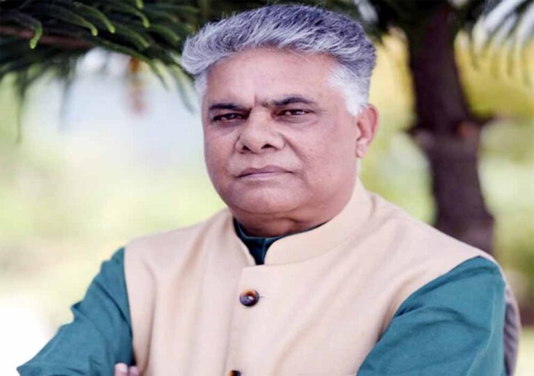 संसद में जवाब: शिमला रेलवे स्टेशन का होगा मेगा डेवलपमेंट, बढ़ेगा पर्यटन संसद में जवाब: शिमला रेलवे स्टेशन का होगा मेगा डेवलपमेंट, बढ़ेगा पर्यटन