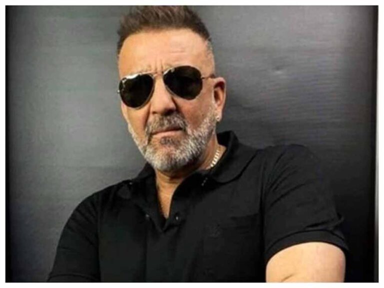 संजय दत्त को IPS ने सरेआम जड़ा थप्पड़, बाल पकड़कर घसीटा; पिता सुनील दत्त के सामने टूट गए ‘संजू बाबा’ संजय दत्त को IPS ने सरेआम जड़ा थप्पड़, बाल पकड़कर घसीटा; पिता सुनील दत्त के सामने टूट गए ‘संजू बाबा’