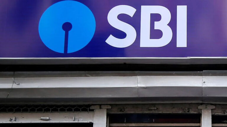 SBI ने घटाया लोन ब्याज, जानिए कैसे कम होगी आपकी EMI SBI ने घटाया लोन ब्याज, जानिए कैसे कम होगी आपकी EMI