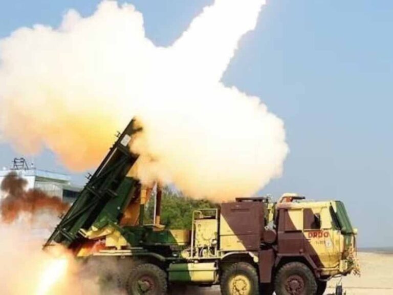 भारत की सख्ती से सहमा पाकिस्तान, ऑपरेशन सिंदूर के डर से बॉर्डर पर लगाए एंटी-ड्रोन उपकरण