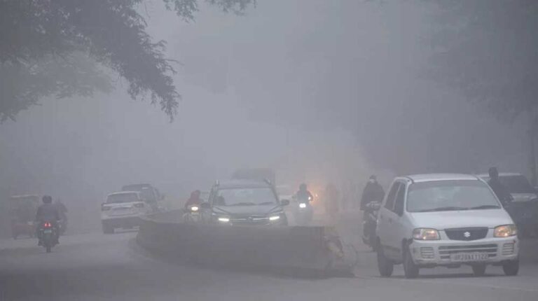 शहडोल का कल्याणपुर सबसे ठंडा, पारा 4.7°C पर, भोपाल-इंदौर में 7°C से नीचे; उत्तरी राज्यों में पश्चिमी विक्षोभ के कारण बर्फबारी और बारिश का मौसम शहडोल का कल्याणपुर सबसे ठंडा, पारा 4.7°C पर, भोपाल-इंदौर में 7°C से नीचे; उत्तरी राज्यों में पश्चिमी विक्षोभ के कारण बर्फबारी और बारिश का मौसम