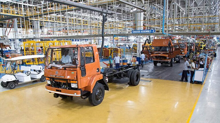 अशोक लीलैंड के प्लांट से 1000 युवाओं को मिलेगा प्रत्यक्ष रोजगार, 2000 से अधिक को अतिरिक्त आजीविका के अवसर