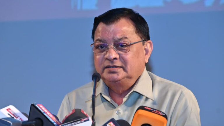 रायपुर: श्रम मंत्री लखनलाल देवांगन ने की पत्रकार वार्ता, उठाए अहम मुद्दे