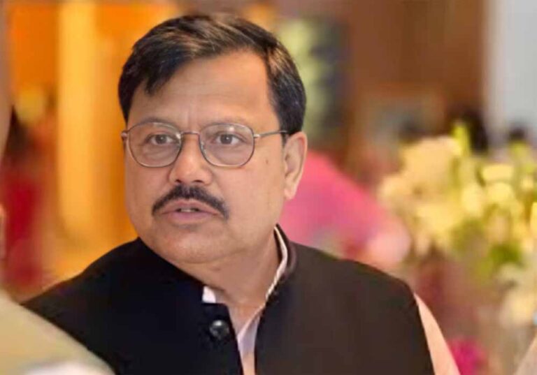 समाधान योजना के क्रियान्वयन में कोताही नहीं चलेगी: ऊर्जा मंत्री तोमर समाधान योजना के क्रियान्वयन में कोताही नहीं चलेगी: ऊर्जा मंत्री तोमर