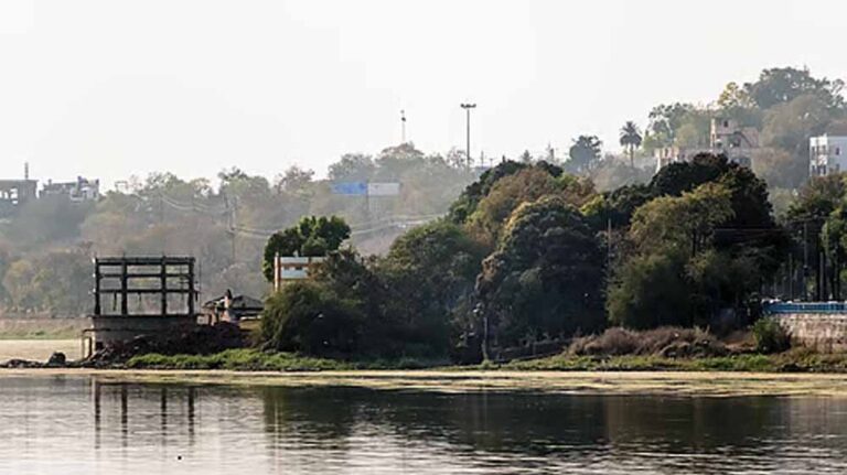 एनजीटी सख्त: भोपाल के वेटलैंड पर अवैध कब्जे पर कार्रवाई न होने पर प्रशासन को चेतावनी