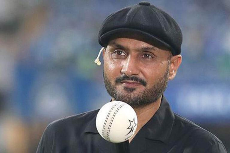 हरभजन सिंह का बांग्लादेश पर कड़ा हमला: ‘भारत में स्वागत, लेकिन वहां जो हुआ…!’ हरभजन सिंह का बांग्लादेश पर कड़ा हमला: ‘भारत में स्वागत, लेकिन वहां जो हुआ…!’