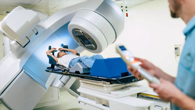 अंतरिक्ष स्टेशन पर खोजा गया कैंसर का नया इलाज, पेम्ब्रोलिजुमाब का इंजेक्शन बनेगा क्रांतिकारी