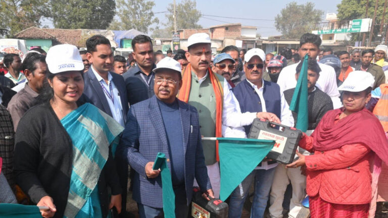 राज्य सरकार की अभिनव पहल से संस्थागत स्वच्छता में सुधार, मंत्री नेताम ने शुरू किया ‘जोश’ कार्यक्रम राज्य सरकार की अभिनव पहल से संस्थागत स्वच्छता में सुधार, मंत्री नेताम ने शुरू किया ‘जोश’ कार्यक्रम