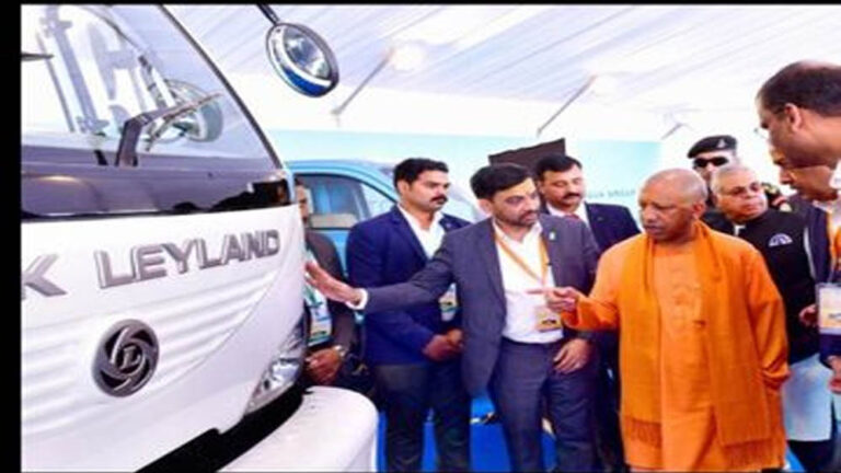 योगी आदित्यनाथ सरकार की औद्योगिक नीति को मिला उद्योग जगत का भरोसा