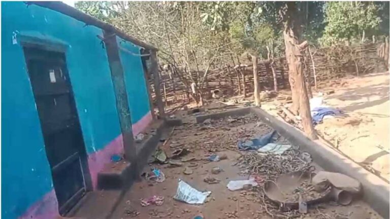 धर्मांतरण को लेकर लोगों के साथ मारपीट कर गांव से भगाया