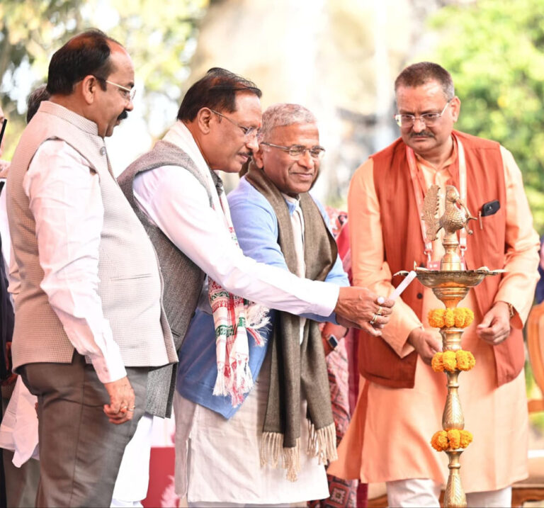 मुख्यमंत्री विष्णुदेव साय ने साहित्य उत्सव को बताया समृद्ध सांस्कृतिक चेतना का प्रतीक