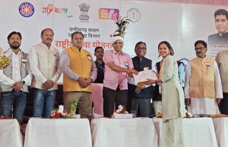 सेवा, अनुशासन और संस्कार का संदेश, डीके कॉलेज में राज्य स्तरीय एनएसएस शिविर संपन्न