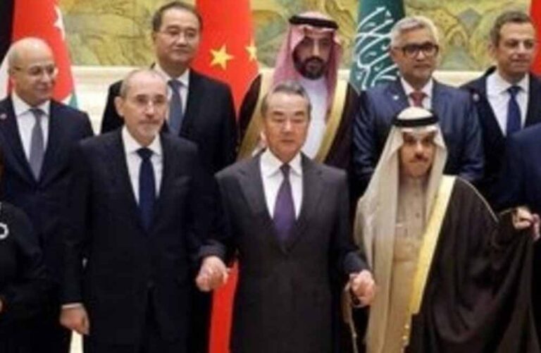 ट्रंप के ‘जंगल कानून’ के खिलाफ 57 मुस्लिम देशों के साथ आया चीन