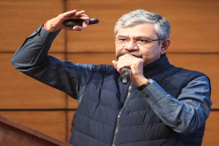 ग्लोबल इलेक्ट्रॉनिक्स हब बनने की राह पर भारत, 11 वर्षों में 6 गुना बढ़ा प्रोडक्शन