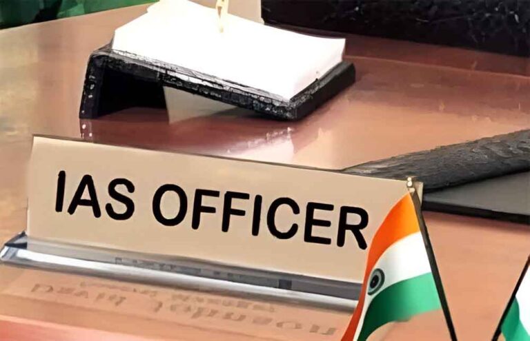 443 IAS अफसरों की संपत्ति जानकारी लंबित, यूपी सरकार ने जारी किए कड़े निर्देश