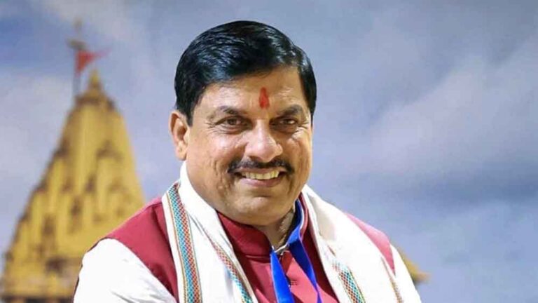 मुख्यमंत्री डॉ. यादव ने डिंडौरी जिला प्रशासन को दी बधाई