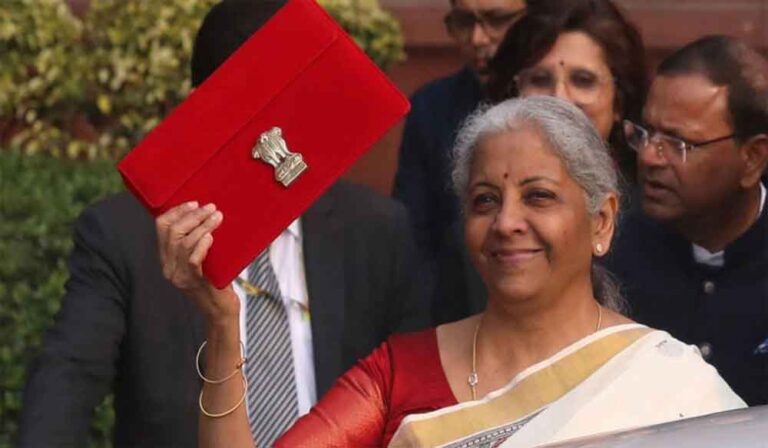 आम बजट का सफर: फाइलों के दौर से ऑनलाइन प्रेज़ेंटेशन तक की कहानी