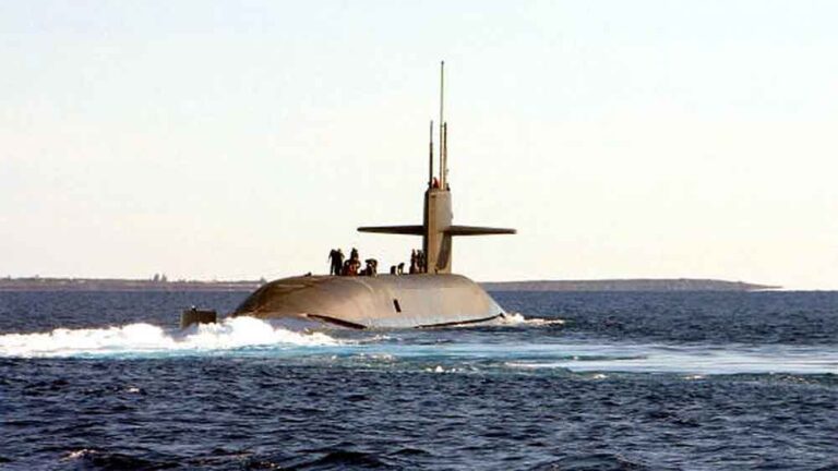 वेनेजुएला के करीब रूस की पनडुब्बी की एंट्री, अमेरिकी कार्रवाई से भड़का अंतरराष्ट्रीय तनाव