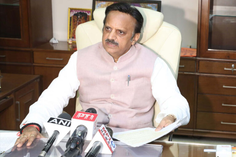 उप मुख्यमंत्री शुक्ल ने कहा: बायो मेडिकल वेस्ट का सुनियोजित और नियमानुसार प्रबंधन करें सुनिश्चित उप मुख्यमंत्री शुक्ल ने कहा: बायो मेडिकल वेस्ट का सुनियोजित और नियमानुसार प्रबंधन करें सुनिश्चित